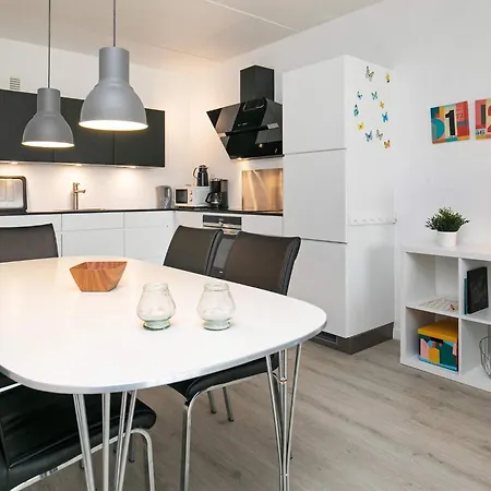 Apartment 6 Person On A In Blokhus