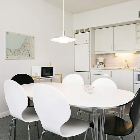 Apartment 6 Person On A In
