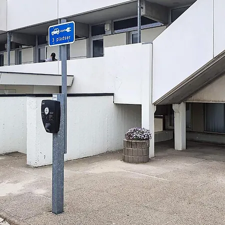 Apartment 6 Person On A In Blokhus